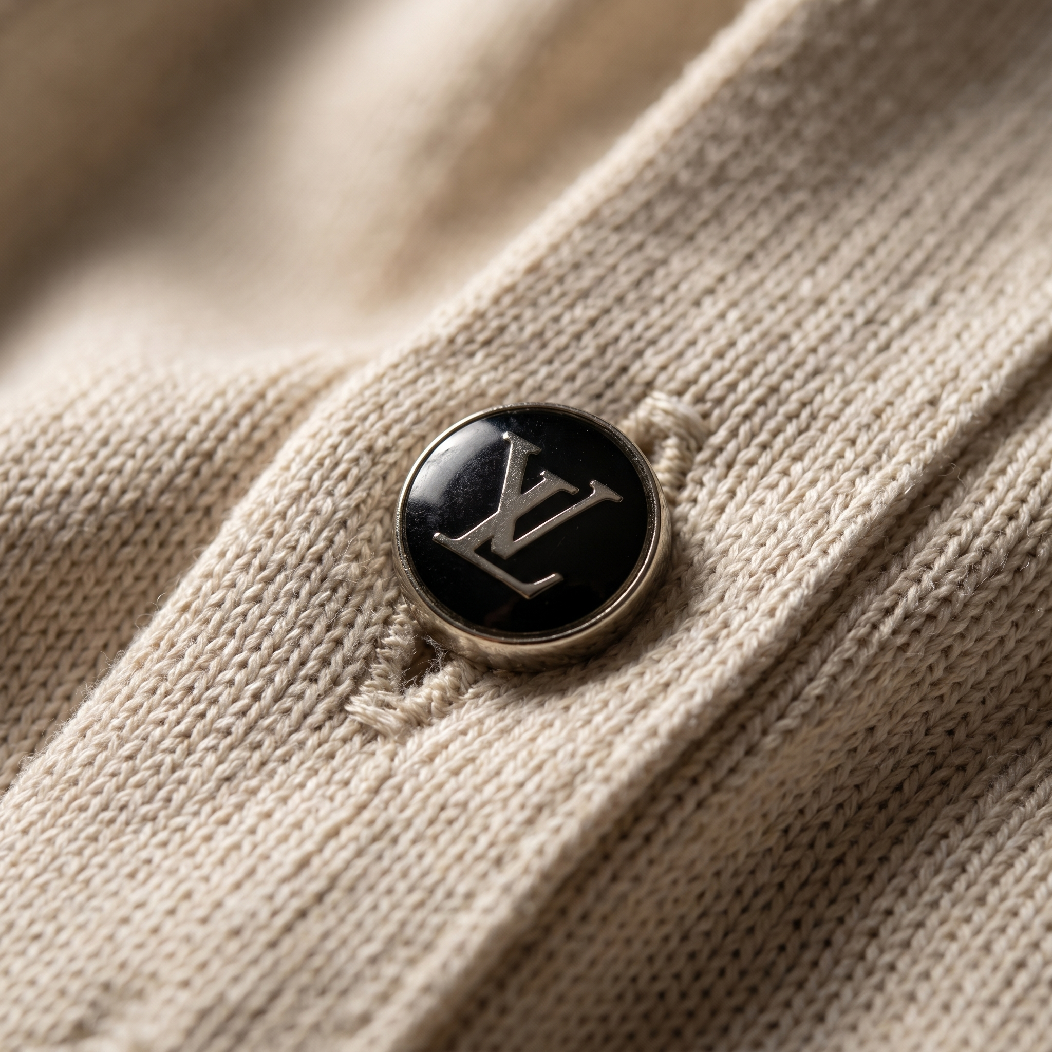 LOUIS VUTTION KNITTED